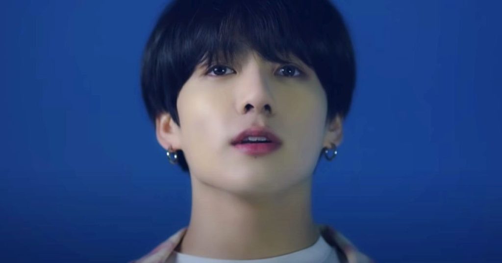 BTS a menti à Jungkook, maintenant les fans déterrent la vérité dans la BU