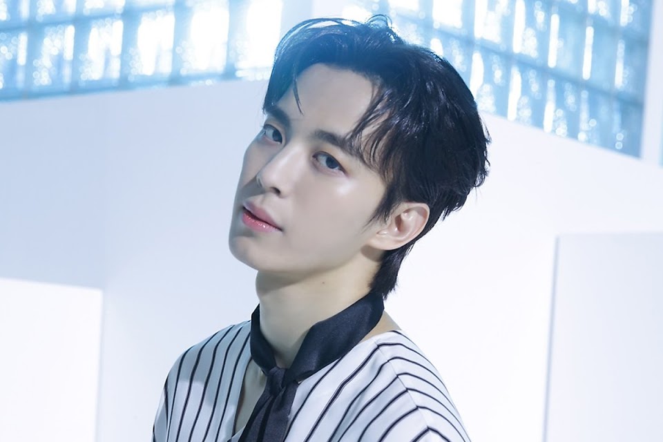 hongbin-quitte-officiellement-vixx-6-mois-apres-scandale-de-mauvaise-bouche