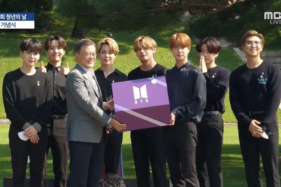 Regarder: BTS se réunit avec le président Moon Jae à la Maison bleue