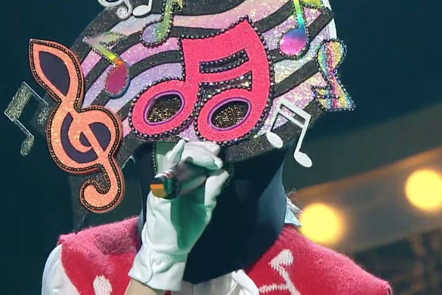 Le chanteur principal du groupe de recrues prometteuses fait la fierté de «The King Of Mask Singer»