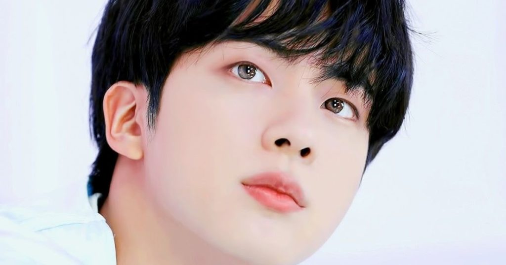 Jin de BTS prouve qu'il est beau dans le monde en se classant n ° 1 pour `` la plus belle idole de K-Pop ''