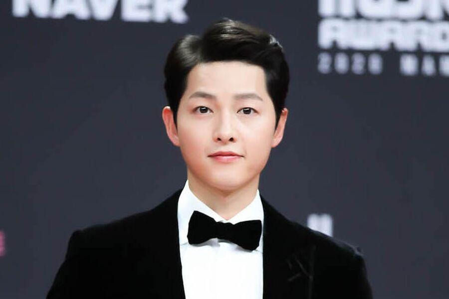 Song Joong Ki fait 100 millions de dons gagnés pour le personnel médical des centres de dépistage COVID-19