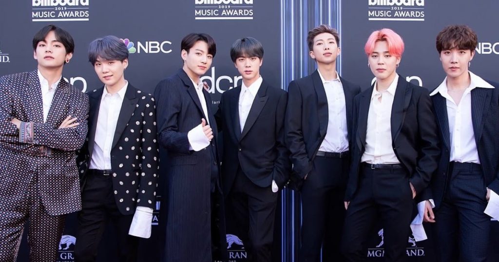 Columbia Records publie un message crypté qui pourrait faire allusion au racisme auquel BTS est confronté d'un animateur de radio allemand