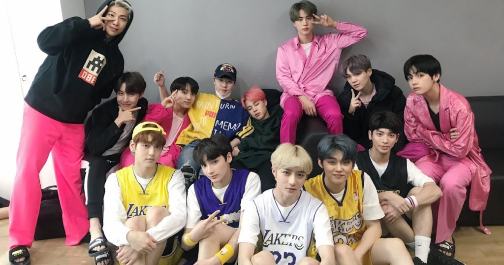 Le chanteur Lee Hyun révèle des détails amusants sur sa photo avec BTS et TXT