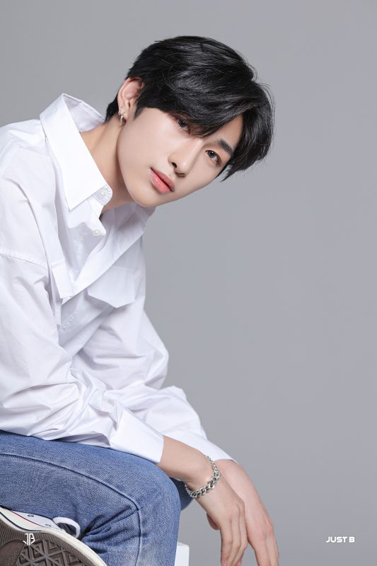 Jimin-533x800