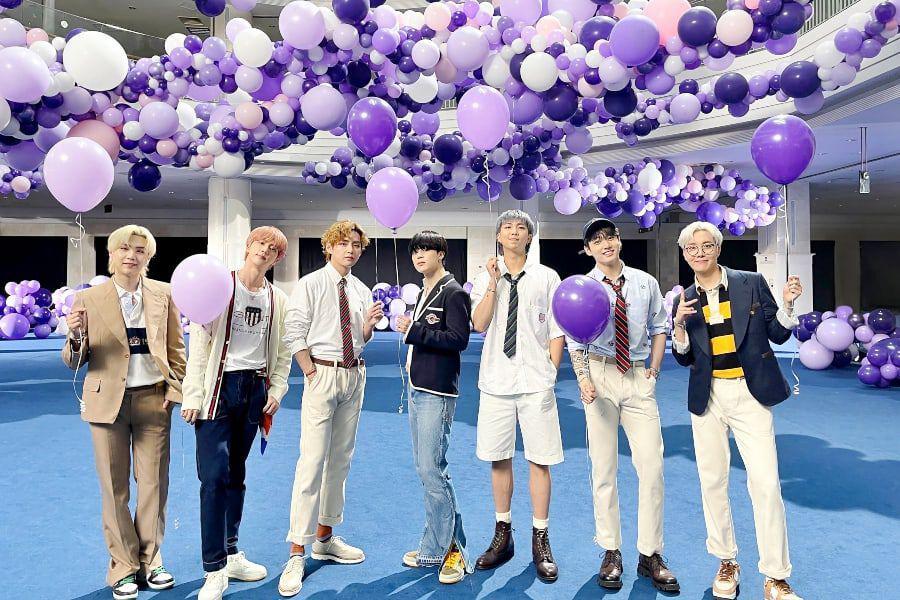 Regardez: BTS interprète "Permission To Dance", parle de travailler avec Ed Sheeran et plus encore pour le premier jour de l'événement de prise de contrôle sur "The Tonight Show"