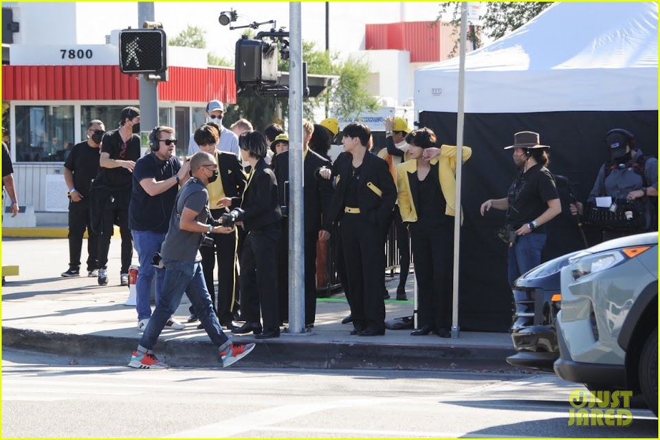 bts-crosswalk-avec-james-corden-012