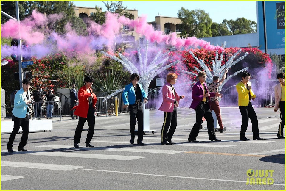 bts-crosswalk-with-james-corden-005