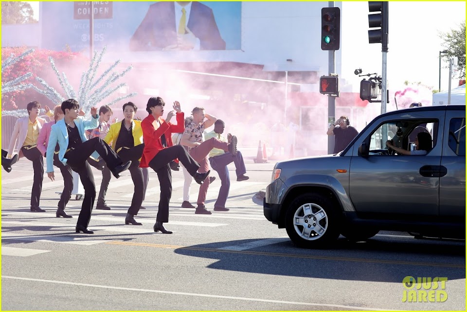 bts-crosswalk-avec-james-corden-111