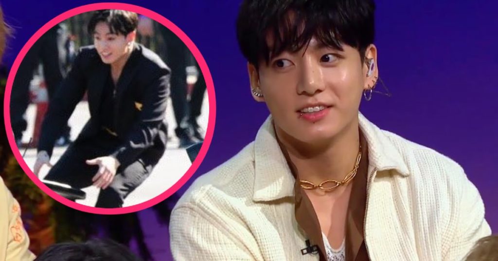 Jungkook de Best Boy BTS aide le personnel lors du tournage de "The Late Late Show With James Corden"