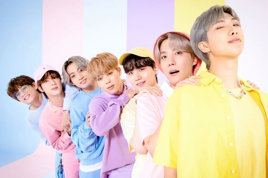 BTS bat le record de Taylor Swift pendant la plupart des semaines au n ° 1 du palmarès des ventes de chansons numériques de Billboard