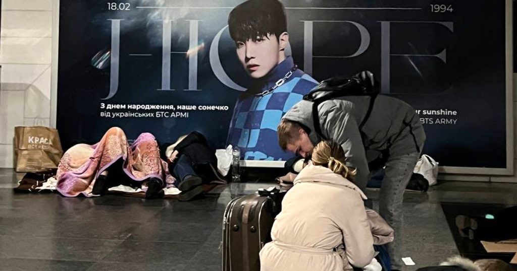 Les BTS ARMYs ukrainiens restent forts, les fans lèvent des fonds pour aider l'Ukraine