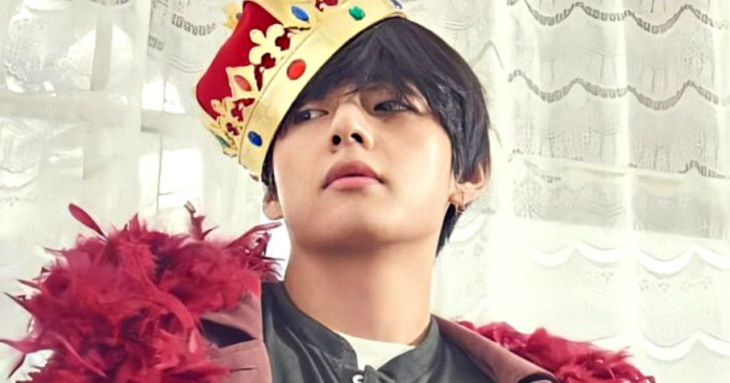 V de BTS prend la couronne de RM en tant que nouveau "Spoiler King" et donne un indice sur le nouvel album