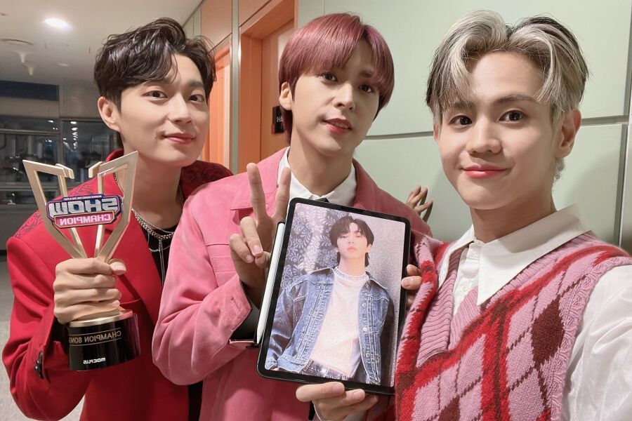 Regardez: Highlight Snags 2nd Win For "Alone" On "Show Champion";  Performances de VERIVERY, Xdinary Heroes, etc.