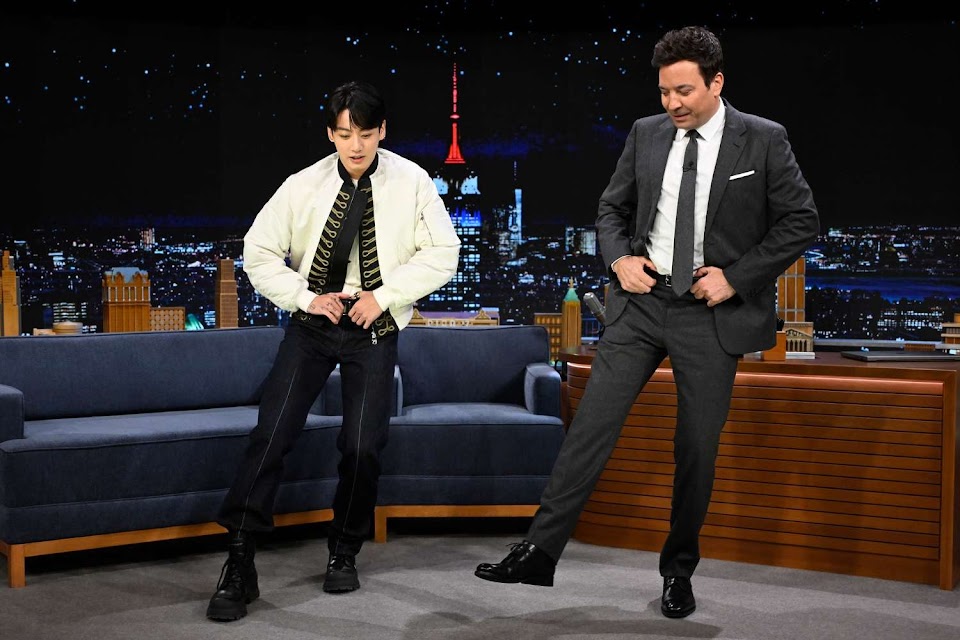 jungkook-jimmy-fallon-110723-1-0