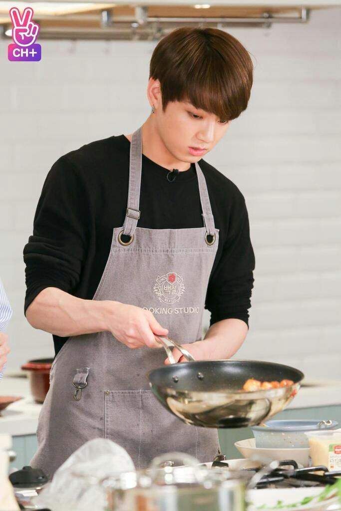 jungkook chef vlive