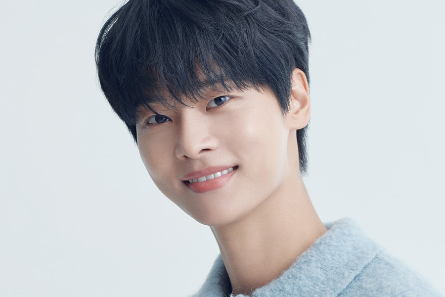 Cha Hak Yeon confirmé pour jouer le rôle principal dans le prochain drame BL