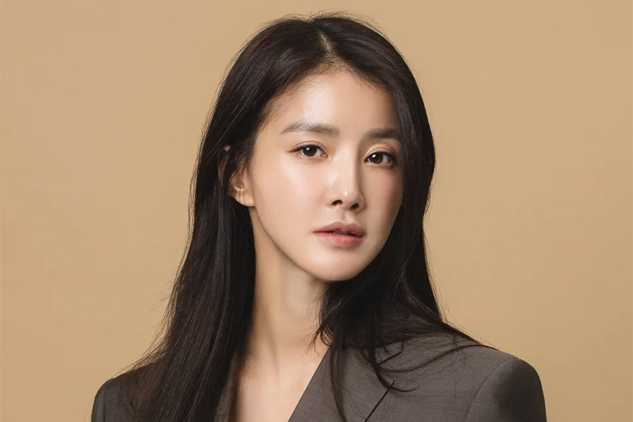 Lee Si Young en pourparlers pour diriger le nouveau drame du réalisateur de "Secret Garden"