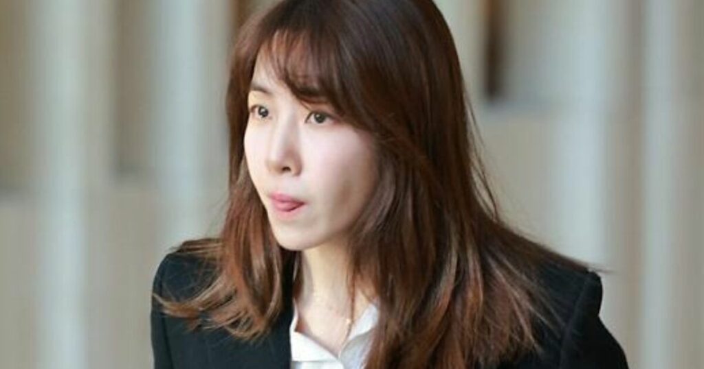 Le parolier populaire de K-Pop, Kim Eana, nie les accusations féroces d'"Ilbe"